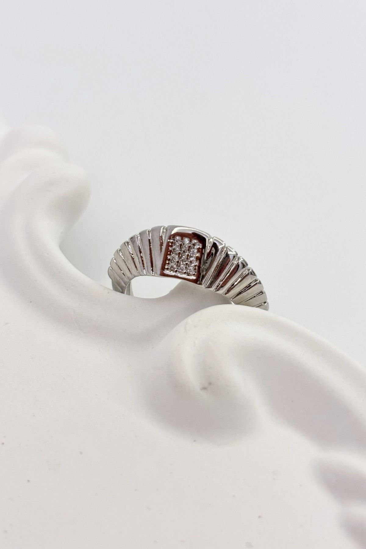 Solara No:1 Altın Kaplama Yüzük