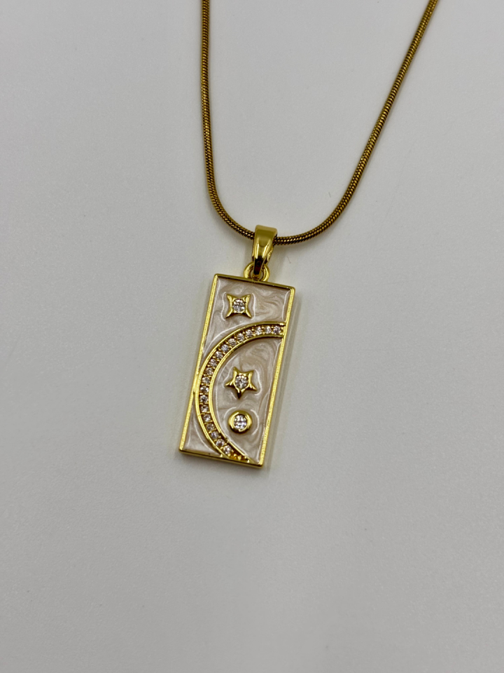 Celestia  No:1 Çelik Kolye