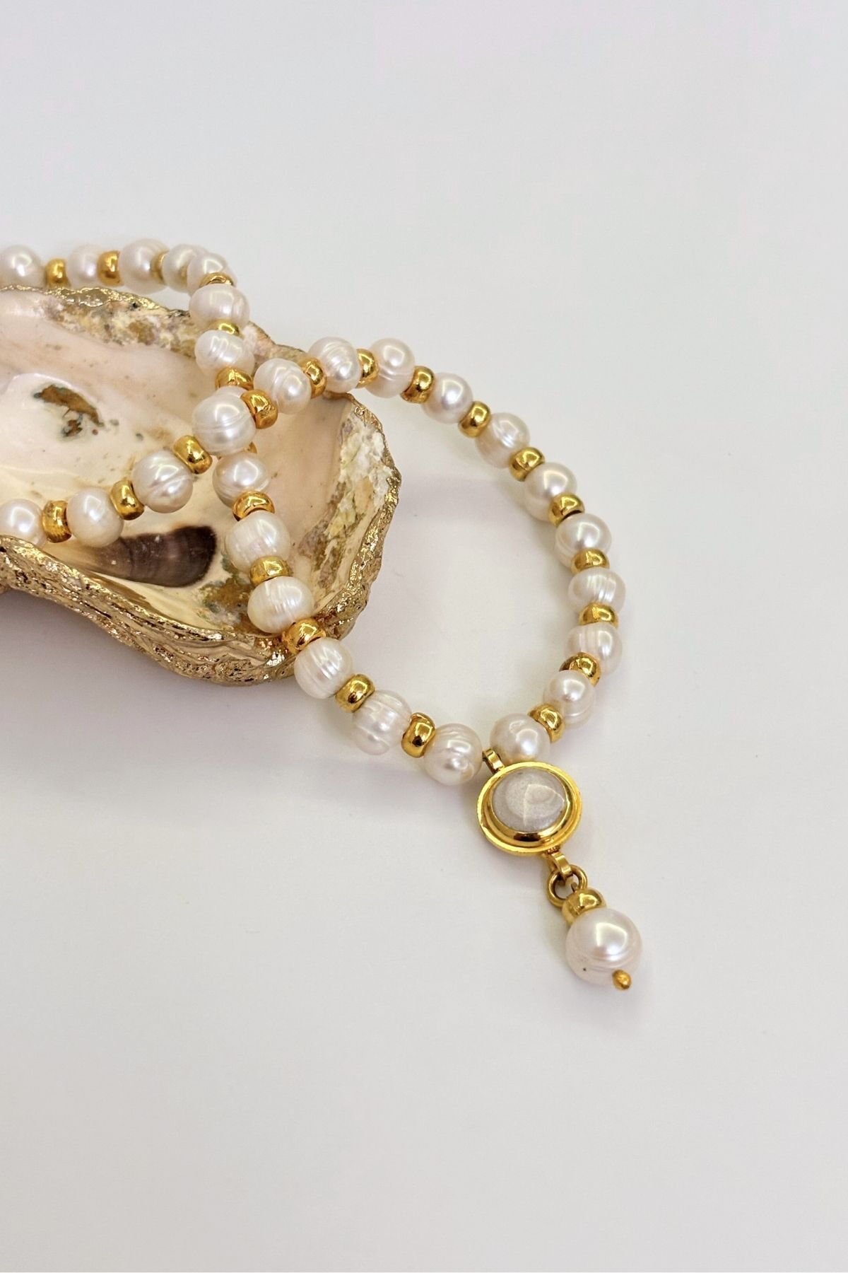 Moon Shell No:1 Altın Kaplama Kolye