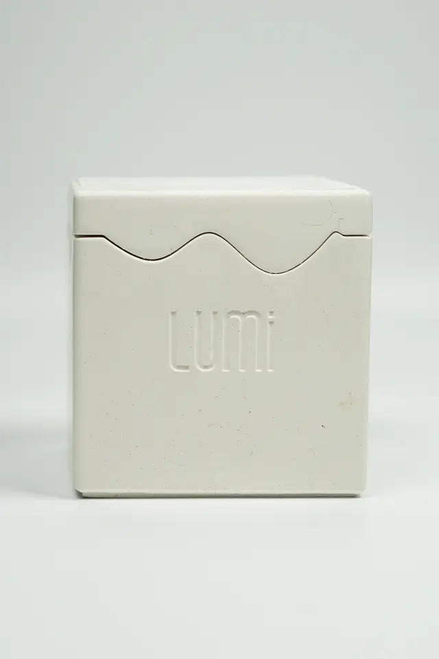 Lumi Pure – %100 Soya Wax Vegan Beton Mum (Beyaz Zigzag)
