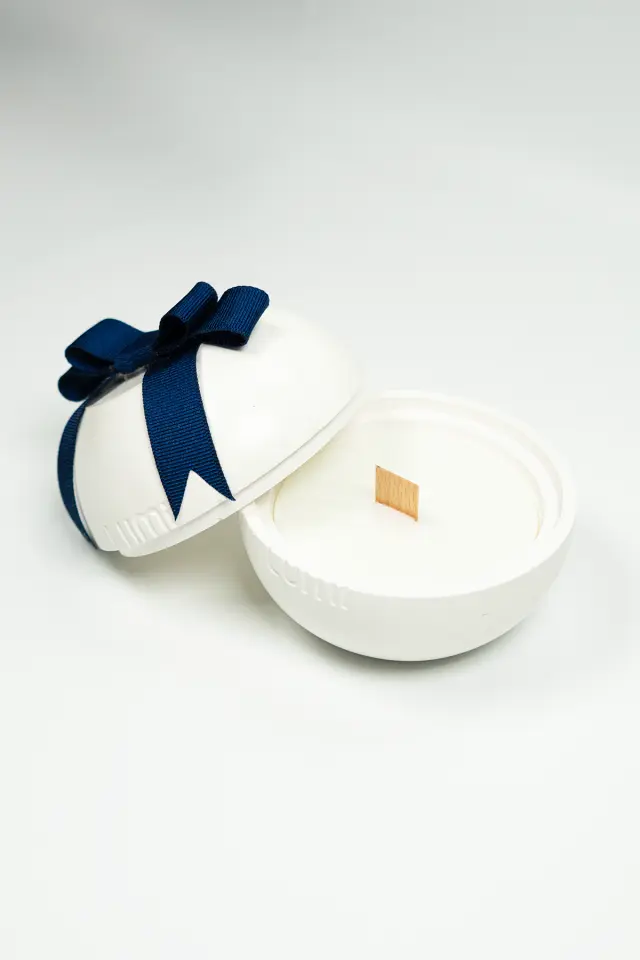 Lumi Frost – %100 Soya Wax Vegan Beton Mum (Beyaz Küre)