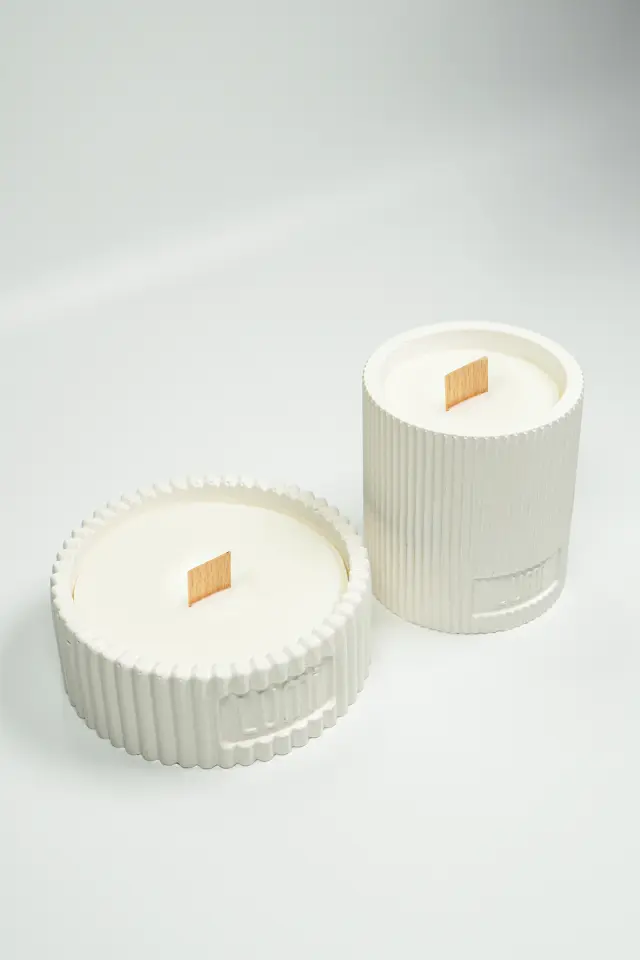 Lumi Wave – %100 Soya Wax Vegan Beton Mum (Yalın Dalga)